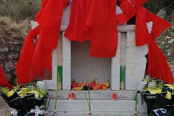 五月份坟地立碑动土吉日 祖坟立碑